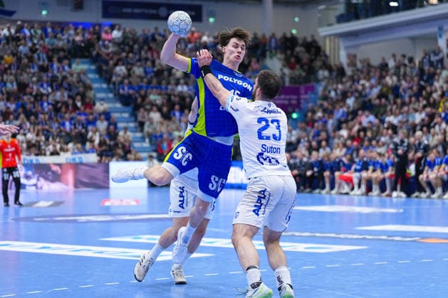 05 03 2026, xydrx, Handball, 1 HBL, VfL Gummersbach TBV Lemgo Lippe, Schwalbe Arena Miro Schluroff VfL Gummersbach 15 in duel against Tim Suton TBV Lemgo Lippe 23 Photo xYannisxDreimannxPressefotoKochx Nordrhein Westfahlen Germany