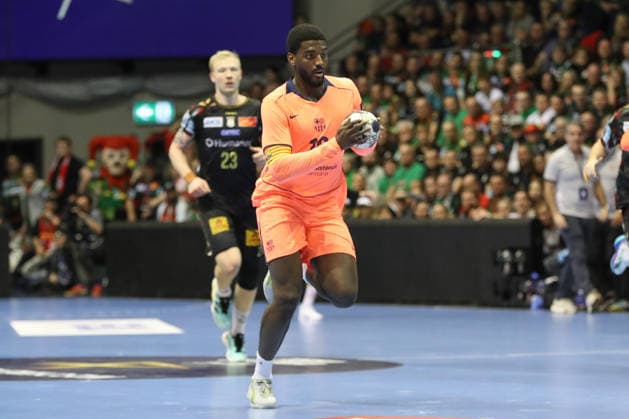 05 03 2026, xgox, Handball EHF Champions League SC Magdeburg FC Barcelona v l Dika Mem Barcelona, 10 on the ball, plays the ball Magdeburg