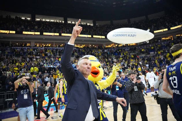 ISTANBUL, TURKEY - MARCH 5: Coach Sarunas Jasikevicius of Fenerbahce Beko celebrates victory after the EuroLeague match between Fenerbahce Beko Istanbul and AS Monaco at Ulker Sports Arena on March 5, 2026 in Istanbul, Turkey. Ä±STANBUL tURKEY Copyright: xSeskimphotox Fener-Monaco-050326 (127)