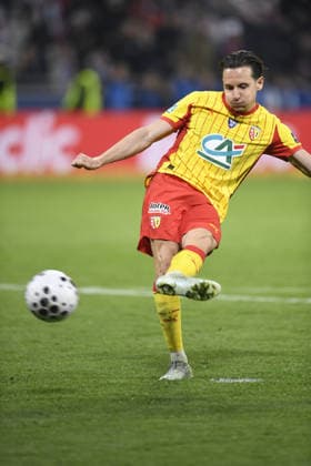 Football : Olympique lyonnais vs Lens - French Cup - 05 03 2026 Florian THAUVIN of Lens during the French Cup Quarts final match between Olympique Lyonnais and Lens at Groupama Stadium Decines Charpieu Lyon on March 05 2026 , France LYONFrance  Copyright: xMouradxALLILIx