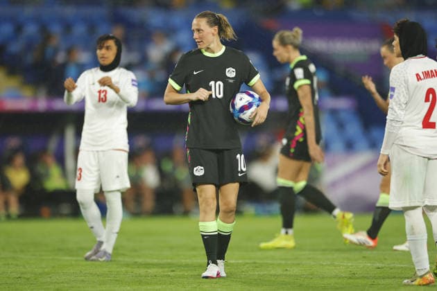 GOLD COAST, AUSTRALIA - MARCH 05 Emily Van Egmond (10 Australia) prepares for a penalty kick which is later overturned by VAR during the Womens Asian Cup match between Islamic Republic of Iran and Australia at the Gold Coast Stadium on March 05 2026 in Gold Coast, Australia Copyright: xMatthewxStarlingx xSPPx Sportspressphoto_SPR102853