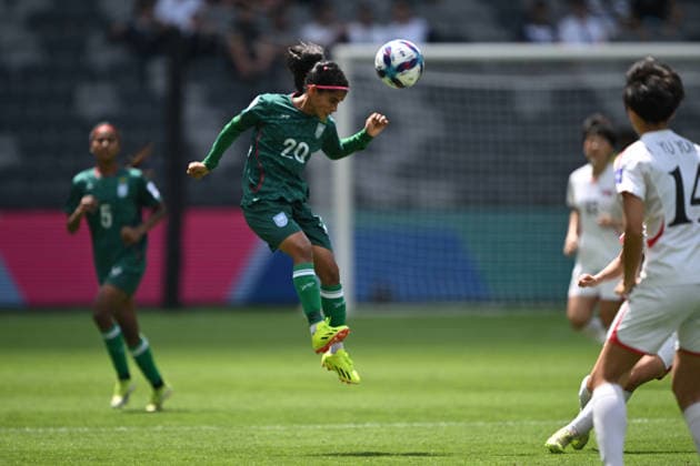 SOCCER ASIAN CUP BANGLADESH NORTH KOREA, Shamsunnahar of Bangladesh heads the ball during the AFC Women™s Asian Cup Group B match between Bangladesh and North Korea at CommBank Stadium in Sydney, Friday, March 6, 2026. ( NO ARCHIVING, EDITORIAL USE ONLY SYDNEY NEW SOUTH WALES AUSTRALIA  Copyright: xDEANxLEWINSx 20260306150488767750