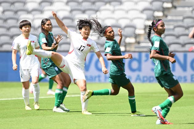 SOCCER ASIAN CUP BANGLADESH NORTH KOREA, Kim Kyong Yong of North Korea takes a shot during the AFC Women™s Asian Cup Group B match between Bangladesh and North Korea at CommBank Stadium in Sydney, Friday, March 6, 2026. ( NO ARCHIVING, EDITORIAL USE ONLY SYDNEY NEW SOUTH WALES AUSTRALIA  Copyright: xDEANxLEWINSx 20260306121329155603