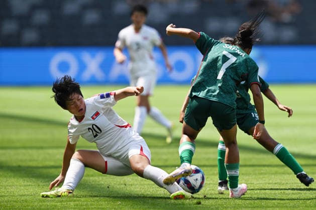 SOCCER ASIAN CUP BANGLADESH NORTH KOREA, Chae Un Yong of North Korea tackles Sapna Rani of Bangladesh during the AFC Women™s Asian Cup Group B match between Bangladesh and North Korea at CommBank Stadium in Sydney, Friday, March 6, 2026. ( NO ARCHIVING, EDITORIAL USE ONLY SYDNEY NEW SOUTH WALES AUSTRALIA  Copyright: xDEANxLEWINSx 20260306197562436780
