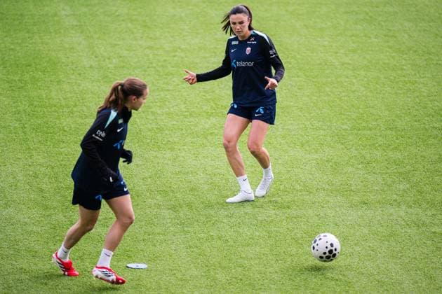 260306 Ingrid Syrstad Engen of the Norwegian women™s national football team during a training session on March 6, 2026 in Stavanger Photo Marius Simensen BILDBYRAN Cop 238 bbeng dam fifa women s world cup qualifier football fotball fotball norge norway practice soccer training trening träning  Copyright: MARIUSxSIMENSEN BB260306BB482
