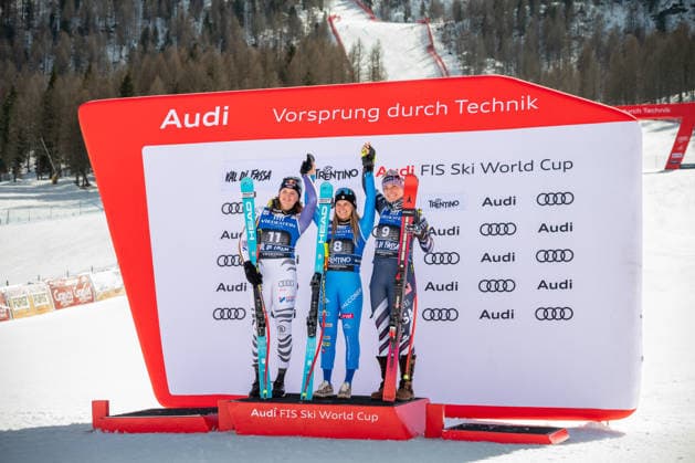 Emma Aicher (GER), Laura Pirovano (ITA) and Breezy Johnson (USA) on the podium during Audi FIS Ski World Cup - Women s Downhill, Alpine Skiing race in Val di Fassa, Italy, March 06 2026  Copyright: xElenaxPrati IPAxSportx xipa-agency.netx xx IPA_72458028 IPA_Agency_IPA72458028