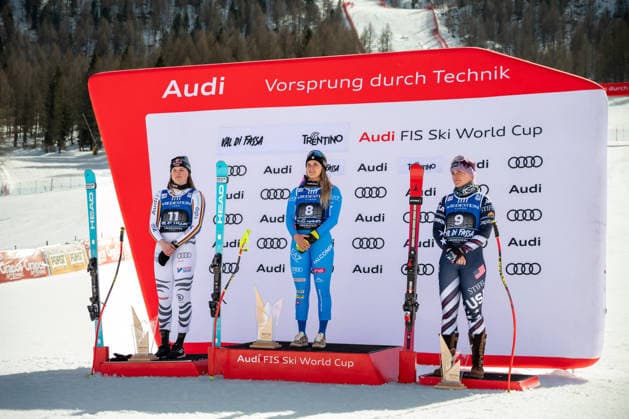 Emma Aicher (GER), Laura Pirovano (ITA) and Breezy Johnson (USA) on the podium during Audi FIS Ski World Cup - Women s Downhill, Alpine Skiing race in Val di Fassa, Italy, March 06 2026  Copyright: xElenaxPrati IPAxSportx xipa-agency.netx xx IPA_72458033 IPA_Agency_IPA72458033