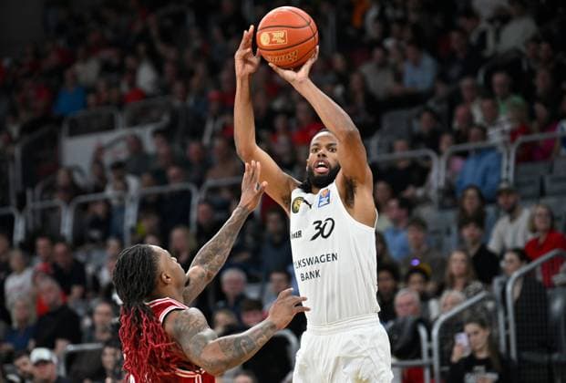 BAMBERG 06 03 2026 Basketball easycredit 1 Basketball Bundesliga 22 Matchday Bamberg Baskets vs Basketball Lions Braunschweig Chip Flanigan 30, Basketball Lions Braunschweig vs Cobe Williams 24, Bamberg Baskets Bamberg Baskets vs Basketball Lions Braunschweig