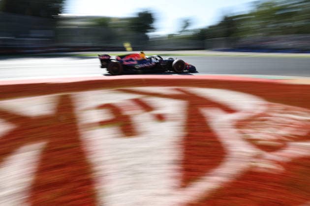 MELBOURNE, AUSTRALIA - MARCH 6: Isack Hadjar of France driving the (6) Oracle Red Bull Racing RB22 during practice ahead of the F1 Grand Prix of Australia at Albert Park Circuit on March 6, 2026 in Melbourne, Australia.(Photo by Qian Jun Paddocker-SPP)  Copyright: xQianxJunx xPaddocker-SPPx Sportspressphoto_SPR103432
