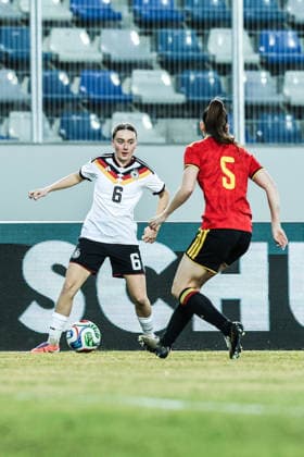 Sport, Football, U23 Womens National Team Season 2025 2026 International match Germany U23 Belgium U23 06 03 2026, Lohrheidestadion Sofie Zdebel Germany, 6 Fran Meersman Belgium, 5 Bochum Wattenscheid Lohrheidestadion North Rhine-Westphalia Germany