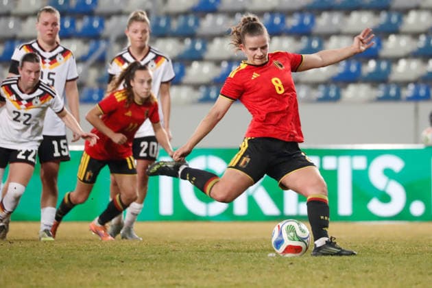 Wattenscheid, Germany 06 March 2026 Womens U23 international 2025 2026 Germany v Belgium Pictured Karlijn Helsen Belgium scores the goal to make it 1 1 Lohrheidestadion Nordrhein Westfalen Copyright: xFotostandx xvanxderxVeldenx