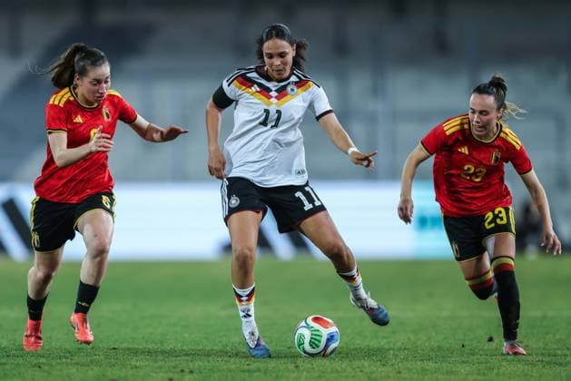 Soccer Women U23 international match Germany Belgium on 06 03 2026 at Lohrheidestadion in Bochum Lena Hubaut Belgium , left Lisa Baum Germany , center Gaelle Nierynck Belgium , right DFB regulations prohibit any use of photographs as image sequences and or quasi video xJRx