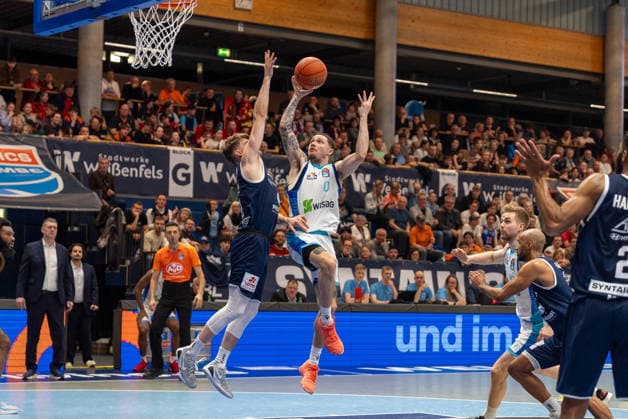 Logan Johnson Skyliners Frankfurt, 00 goes for the basket Syntainics MBC vs Skyliners Frankfurt, Basketball, 1 Basketball Bundesliga, 22 Matchday, Season 2025 2026, 06 03 2026 Syntainics MBC vs Skyliners Frankfurt, Basketball, 1 Basketball Bundesliga, 22 Matchday, Season 2025 2026, 06 03 2026 Weissenfels Copyright: xEibner-Pressefoto PiaxSchindlerx EP_PSR