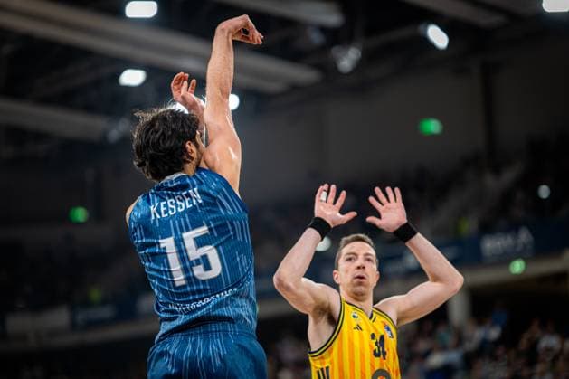 Game action with Martin Hermannsson 15 Alba Berlin and Anton Nufer 20 Alba Berlin against 34 MLP Academics Heidelberg in the foreground easyCredit BBL MLP Academics Heidelberg - Alba Berlin 06 03 2026 Copyright: xspeedshotx