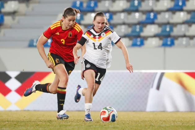 Wattenscheid, Germany 06 March 2026 Womens U23 international match 2025 2026 Germany v Belgium Pictured from left in a duel Estee D Hooghe Belgium and Marie Steiner Germany Lohrheidestadion Nordrhein Westfalen Copyright: xFotostandx xvanxderxVeldenx