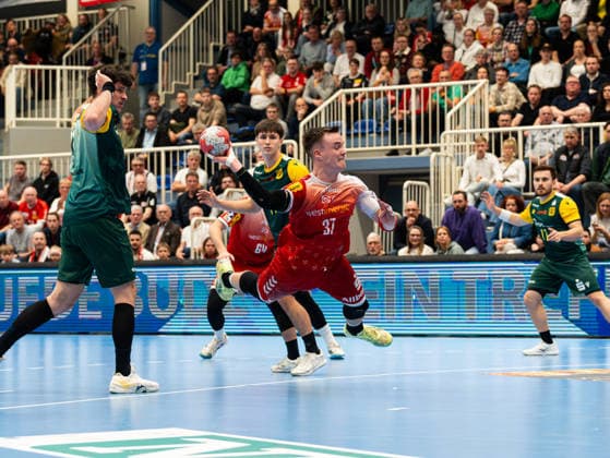 Max Neuhaus TuSEM Essen, 37 on goal throw TuSEM Essen vs VfL Eintracht Hagen, Handball, 2 Bundesliga, Matchday 23, Season 2025 2026, 06 03 2026 TuSEM Essen vs VfL Eintracht Hagen, Handball, 2 Bundesliga, Matchday 23, Season 2025 2026, 06 03 2026 Essen Copyright: xEibner-Pressefoto DamianxKruczynx EP_DKI