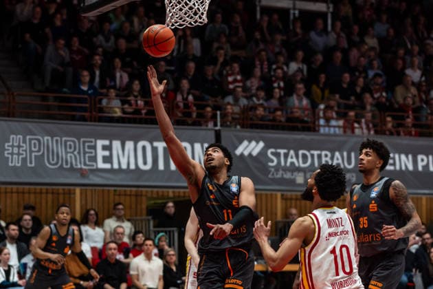 GER, easy Credit Basketball Bundesliga, Fitness First Würzburg Baskets Niners Chemnitz 06 03 2026, tectake ARENA Würzburg, Würzburg, GER, easy Credit Basketball Bundesliga, Fitness First Würzburg Baskets Niners Chemnitz Kostja Mushidi Niners Chemnitz, 11 Photo Alexander Trienitz Würzburg tectake ARENA Würzburg Bayern Germany