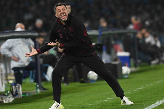 Torino™s head coach Roberto D Aversa gestures during the Serie A soccer match between Napoli and Torino at the Diego Armando Maradona Stadium in Naples, southern italy - Friday , March 06 , 2026. - Soccer .  Copyright: xAlessandroxGarofalo LaPressex