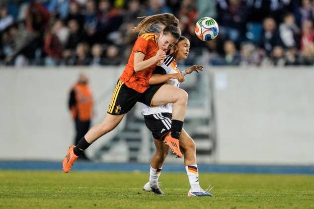 Womens soccer in Essen FOR EDITORIAL PURPOSES ONLY EDITORIAL USE ONLY p Lisa Baum Germany vs Lena Hubaut Belgium The international match between the womens U23 team and Belgium, ended on 06 03 2026 at the Lohrheidestadion, Bochum Wattenscheid with 4 2 Michael Gohl FUNKE Foto Services p Sport Deutschland Nordrhein Westfalen Bochum Copyright MichaelxGohl Copyright: MichaelxGohl doc84v1r6w93ht13jwz8awh ,EDITORIAL USE ONLY Copyright: MichaelxGohl