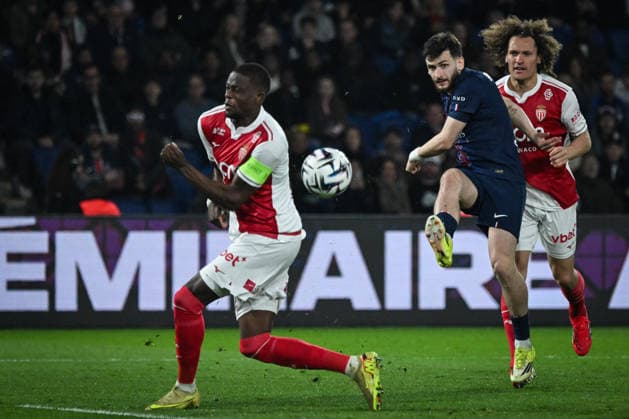 Ligue 1 PSG vs AS Monaco - FA Paris Saint-Germain’s forward Khvicha Kvaratskhelia kicks the ball during the French L1 football match between Paris Saint-Germain and AS Monaco at the Parc des Princes stadium in Paris on March 6, 2026. Photo by Firas Abdullah ABACAPRESS.COM Paris Île-de-France France  Copyright: xAbdullahxFiras ABACAx