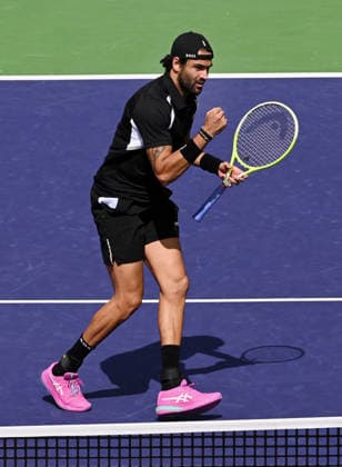 INDIAN WELLS, CA - MARCH 06: Matteo Berrettini (ITA) reacts after winning a point during an ATP, Tennis Herren tennis match during the BNP Paribas Open played on March 6, 2026 at the Indian Wells Tennis Garden in Indian Wells, CA. (Photo by John Cordes Icon Sportswire) TENNIS: MAR 06 BNP Paribas Open EDITORIAL USE ONLY Icon506260306004
