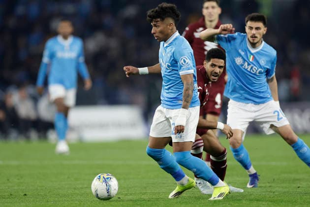 Serie a football match SSC Napoli vs Torino Napoli s Brazilian forward Alisson Santos challenges for the ball with Torino s Equatoguinean defender Saul Coco during the Serie A football match between SSC Napoli and Torino at the Diego Armando Maradona Stadium in Naples on March 06, 2026. _BPH0327 Copyright: xAntonioxBalascox