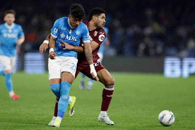 Serie a football match SSC Napoli vs Torino Napoli s Brazilian forward Alisson Santos challenges for the ball with Torino s Equatoguinean defender Saul Coco during the Serie A football match between SSC Napoli and Torino at the Diego Armando Maradona Stadium in Naples on March 06, 2026. _BPH9409 Copyright: xAntonioxBalascox