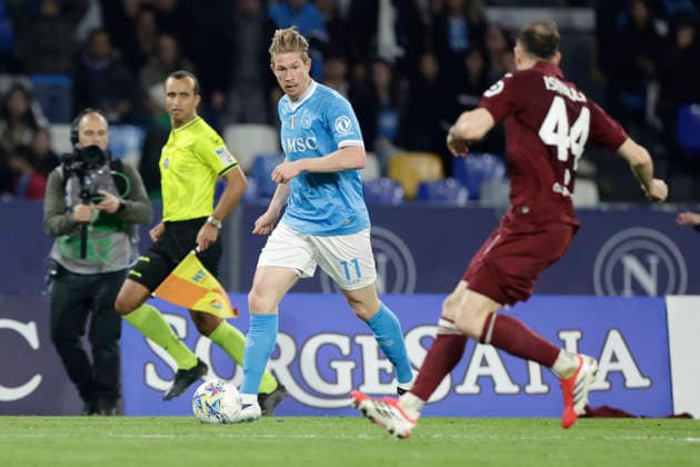 Serie a football match SSC Napoli vs Torino Napoli s Belgian midfielder Kevin De Bruyne controls the ball during the Serie A football match between SSC Napoli and Torino at the Diego Armando Maradona Stadium in Naples on March 06, 2026. _BPH1460 Copyright: xAntonioxBalascox
