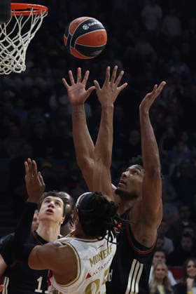 06.03.2026 Belgrade(Serbia) KK Crvena Zvezda(BC Red Star)-Bayern München Euroleague men s basketball Vladimir Lucic,David McCormack Bayern München :S.Sandic