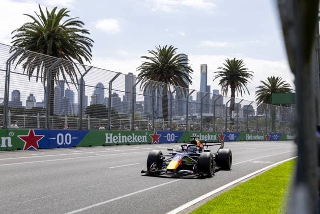 MELBOURNE - Max Verstappen (Red Bull Racing) in action during the third free practice session at the Albert Park Circuit in the lead-up to the Australian Grand Prix. SANDER KONING ANP xVIxANPxSportx xxANPxIVx 552637241 originalFilename: 552637241.jpg