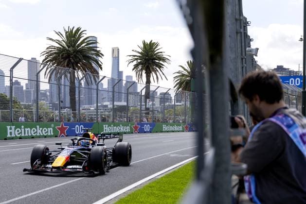 MELBOURNE - Max Verstappen (Red Bull Racing) in action during the third free practice session at the Albert Park Circuit in the lead-up to the Australian Grand Prix. SANDER KONING ANP xVIxANPxSportx xxANPxIVx 552637275 originalFilename: 552637275.jpg