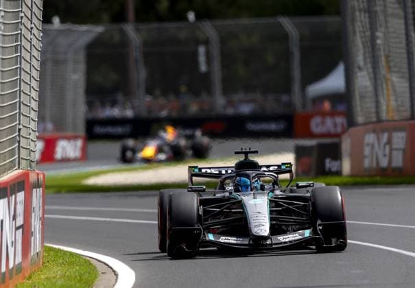 MELBOURNE - George Russell (Mercedes) in action during the third free practice session at the Albert Park Circuit in the lead-up to the Australian Grand Prix. SANDER KONING ANP xVIxANPxSportx xxANPxIVx 552637697 originalFilename: 552637697.jpg