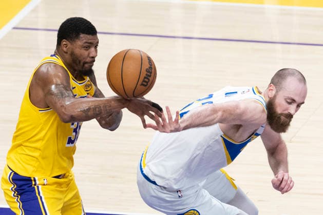 March 6, 2026, Los Angeles, California, USA: Los Angeles LakersÃ¢â‚¬â ¢ Marcus Smart (36) and Indiana PacersÃ¢â‚¬â ¢ Jay Huff (32) vie for the ball during an NBA, Basketball Herren, USA basketball game at Crypto.com Arena on Friday, March 6, 2026 in Los Angeles. NBA 2026: Pacers Vs Lakers  - ZUMAc68_ 20260306_zaf_c68_010 Copyright: xRingoxChiux