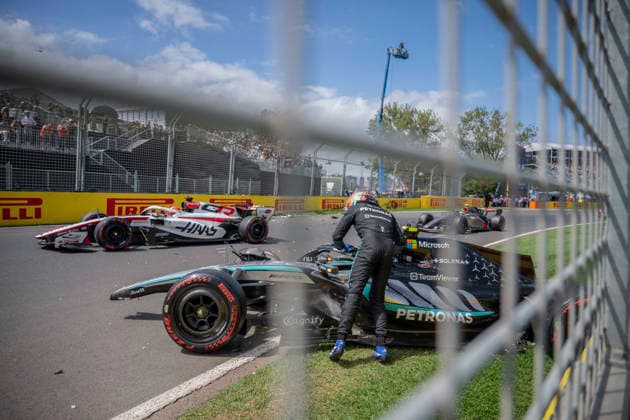 The third practice session Formula One Australian Grand Prix Melbourne EB 12 Kimi Antonelli (Mercedes) crash during the third and last practice session of the Formula One Australian Grand Prix at Albert Park in Melbourne on March 7, 2026.Photo by Eliot Blondet ABACAPRESS.COM Melbourne Australia Australia  Copyright: xBlondetxEliot ABACAx