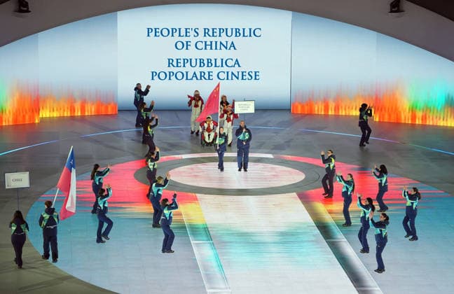 (260307) -- VERONA, March 7, 2026 -- Members of the delegation of China parade during the opening ceremony of Milan-Cortina 2026 Paralympic Winter games, Winterspiele,Spiele, Summer games at Verona Olympic Arena in Verona, Italy, March 6, 2026. ) (SP)ITALY-VERONA-PARALYMPIC WINTER GAMES-OPENING CEREMONY CaixYang 