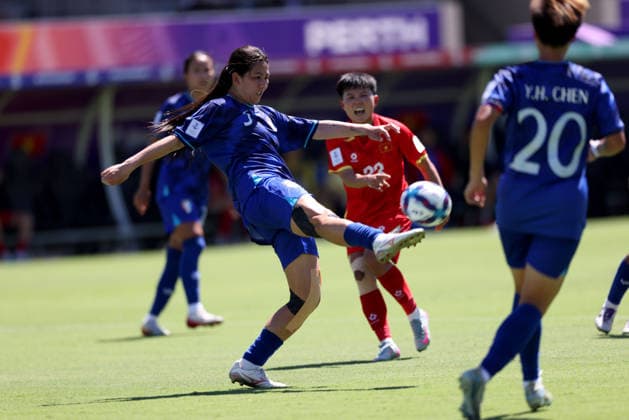 SOCCER ASIAN CUP TAIWAN VIETNAM, Chinese Taipei™s Su Sin-yun kicks away during the AFC Women™s Asian Cup Group C match between Taiwan and Vietnam at HBF Park in Perth, Saturday, March 7, 2026. ( NO ARCHIVING, EDITORIAL USE ONLY PERTH WESTERN AUSTRALIA AUSTRALIA  Copyright: xCOLINxMURTYx 20260307178779580131