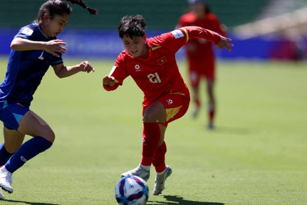 SOCCER ASIAN CUP TAIWAN VIETNAM, Chinese Taipei™s Chang Chi-Ian and Vietnam™s Ngan Thi Van Su during the AFC Women™s Asian Cup Group C match between Taiwan and Vietnam at HBF Park in Perth, Saturday, March 7, 2026. ( NO ARCHIVING, EDITORIAL USE ONLY PERTH WESTERN AUSTRALIA AUSTRALIA  Copyright: xCOLINxMURTYx 20260307194515142049