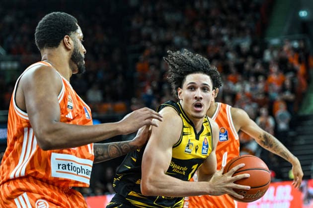 GER, BBL, ratiopharm Ulm vs MHP Riesen Ludwigsburg 06 03 2026, ratiopharm arena, Neu Ulm, GER, BBL, ratiopharm Ulm vs MHP Riesen Ludwigsburg, in the picture Joel Soriano Ulm, 12 , Lenny Anigbata Ludwigsburg, 12 nordphotoxGmbHx xHafner nph00200