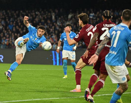(260307) -- NAPLES, March 7, 2026 -- Napoli s Eljif Elmas (1st L) scores during a Serie A football match between Napoli and Torino in Naples, Italy, March 6, 2026. (Photo by Xinhua) (SP)ITALY-NAPLES-FOOTBALL-SERIE A-NAPOLI VS TORINO AlbertoxLingria 