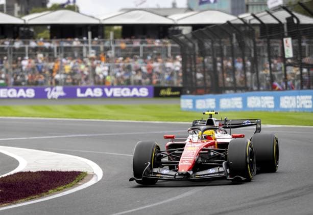 MELBOURNE - Lewis Hamilton (Ferrari) in action during qualifying at the Albert Park Circuit in the lead-up to the Australian Grand Prix. SANDER KONING ANP xVIxANPxSportx xxANPxIVx 552642274 originalFilename: 552642274.jpg