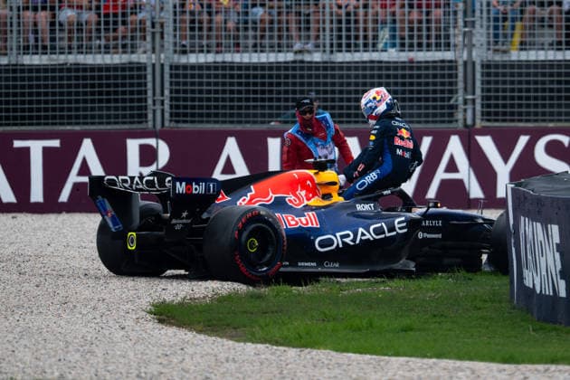 Max Verstappen Oracle Red Bull Racing, Netherlands, 03 in RB22 with accident Crash in the gravel bed of turn 1 gets out of the car, AUS, Formula 1 World Championship, Australian Grand Prix, Albert Park Circuit, Melbourne, Qualifying, 2026 season, 07 03 2026 AUS, Formula 1 World Championship, Australian Grand Prix, Albert Park Circuit, Melbourne, Qualifying, 2026 season, 07 03 2026 Melbourne Copyright: xEibner-Pressefoto Memmlerx EP_MMR
