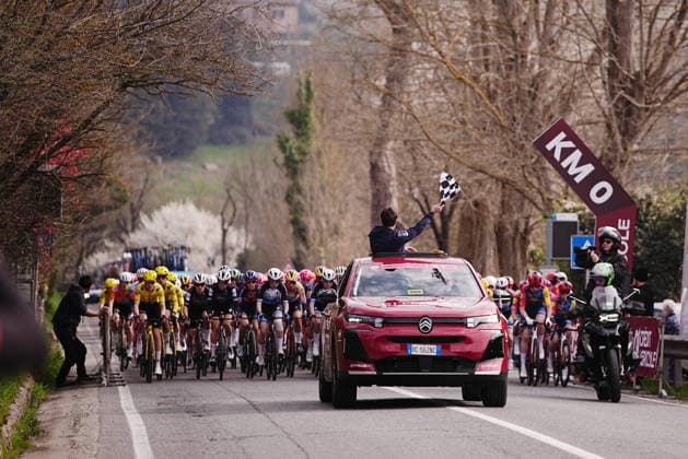 The start of the Strade Bianche Woman Elite (White Roads) a 133 km one day race from and to Siena (Tuscany), Italy - Saturday March 7, 2025 - - cycling  Copyright: xMarcoxAlpozzi xLaPressex