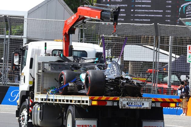 FORMULA 1 QATAR AIRWAYS AUSTRALIAN GRAND PRIX 2026 07 03 2026, Albert Park Circuit, Melbourne, FORMULA 1 QATAR AIRWAYS AUSTRALIAN GRAND PRIX 2026 ,pictured The crashed car of Andrea Kimi Antonelli ITA , Mercedes AMG Petronas Formula One Team is brought back to the paddock nordphotoxGmbHx xBratic nph00250
