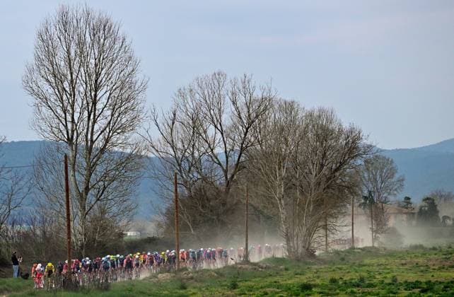 The pack of riders pictured in action during the men elite Strade Bianche one day cycling race, 203km from and to Siena, Italy on Saturday 07 March 2026. DIRKxWAEM  x166728535x