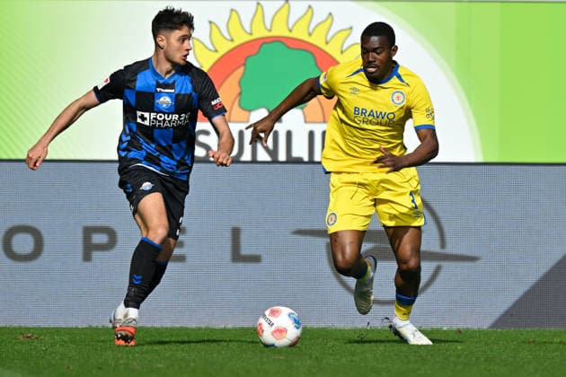 Paderborn, Home Deluxe Arena, 07 03 26, GER, Herren, 2 Bundesliga, Saison 2025 2026, SC Paderborn 07 Eintracht Braunschweig Bild v li im Zweikampf Stefano MARINO Paderborn und Patrick NKOA Braunschweig DFL regulations prohibit any use of photographs as image sequences and or quasi video NRW Deutschland