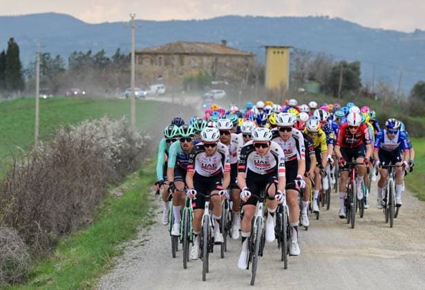 The pack of riders pictured in action during the men elite Strade Bianche one day cycling race, 203km from and to Siena, Italy on Saturday 07 March 2026. DIRKxWAEM  x166733591x
