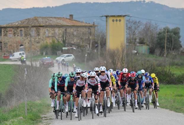 The pack of riders pictured in action during the men elite Strade Bianche one day cycling race, 203km from and to Siena, Italy on Saturday 07 March 2026. DIRKxWAEM  x166733606x