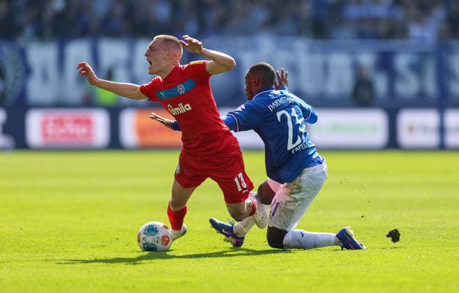 07 03 2026, Soccer 2 Bundesliga, SV Darmstadt 98 Holstein Kiel, emonline, emspor, despor, v l , Ivan Nekic Holstein Kiel , Merveille Papela SV Darmstadt 98 DFL DFB REGULATIONS PROHIBIT ANY USE OF PHOTOGRAPHS AS IMAGE SEQUENCES AND OR QUASI VIDEO xdcx Copyright: HMBxMedia Claus