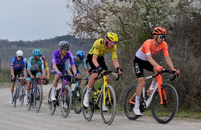 The breakaway group pictured during the men elite Strade Bianche one day cycling race, 203km from and to Siena, Italy on Saturday 07 March 2026. DIRKxWAEM  x166735351x