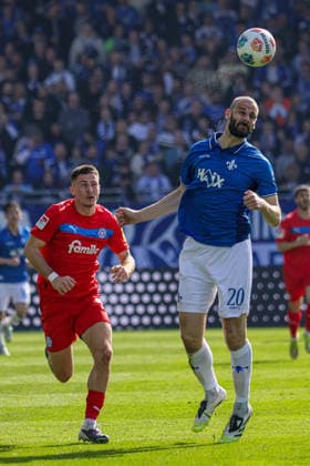 07 03 2026, xhettx, Fußball 2 Bundesliga, SV Darmstadt 98 Holstein Kiel v l Aleksandar Vukotic SV Darmstadt 98, 20 per Kopf zum Torwart DFL DFB REGULATIONS PROHIBIT ANY USE OF PHOTOGRAPHS as IMAGE SEQUENCES and or QUASI VIDEO
